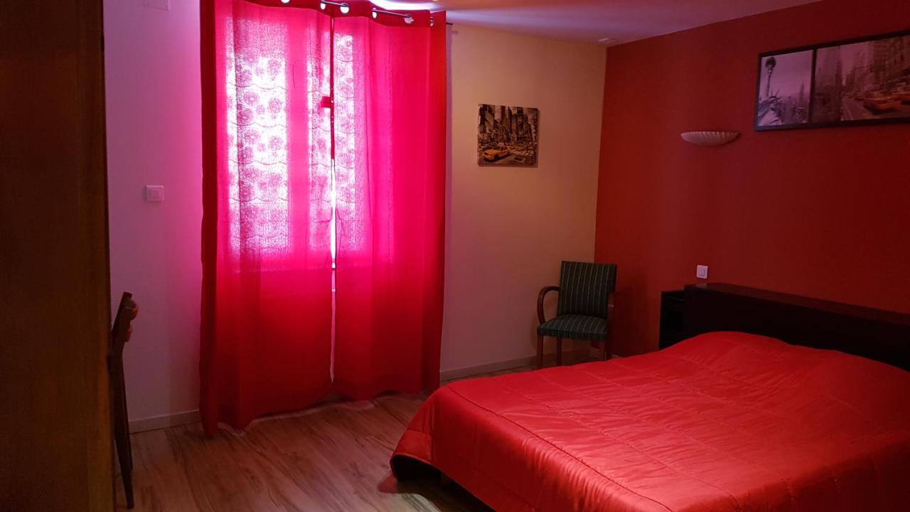 La Roseraie Apartment Épinal Екстериор снимка